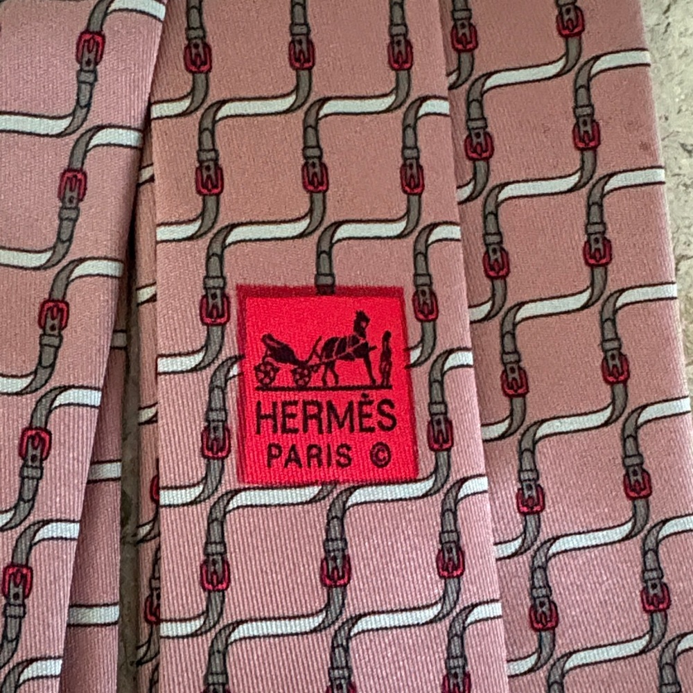 Hermès Pink Patterned Tie